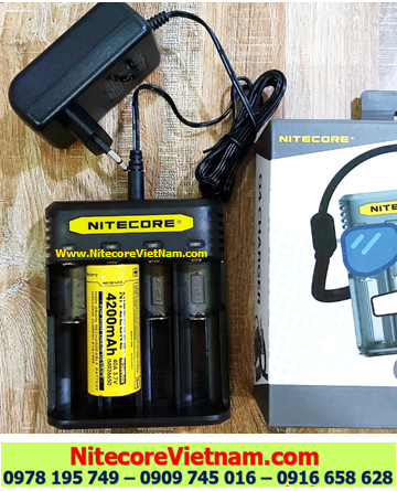 Nitecore Q4 (Bộ sạc 04 Khe Sạc kèm sẳn 01 pin SẠC NITECORE IMR26650A 4200mAh dòng xả 40A  lithium 3.7v) chính hãng